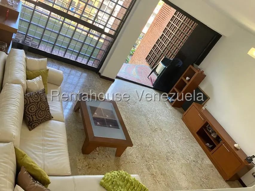 Townhouse (1 Nivel) en Alquiler en La Boyera, Distrito Metropolitano - 4