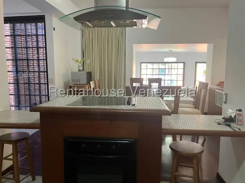 Townhouse (1 Nivel) en Alquiler en La Boyera, Distrito Metropolitano - 5