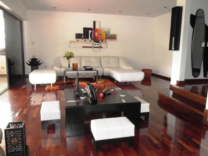 Apartamento (1 Nivel) en Alquiler en Los Dos Caminos, Distrito Metropolitano - 12