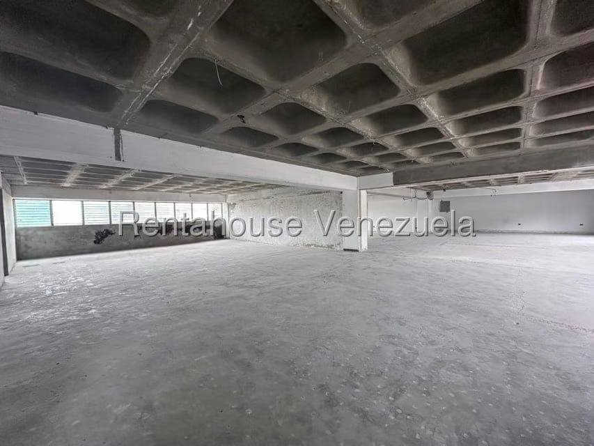 Comercial (Local Comercial) en Alquiler en Guaicay, Distrito Metropolitano