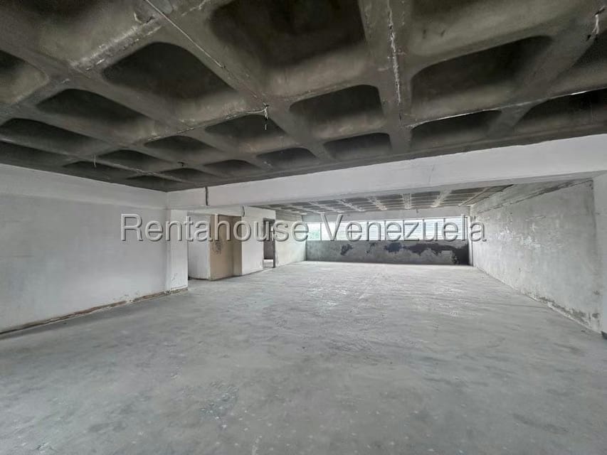 Comercial (Local Comercial) en Alquiler en Guaicay, Distrito Metropolitano - 6