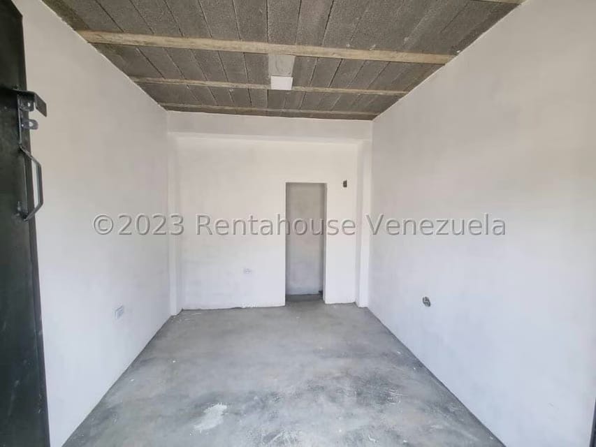 Comercial (Local Comercial) en Alquiler en La Piedad Norte, Lara - 3