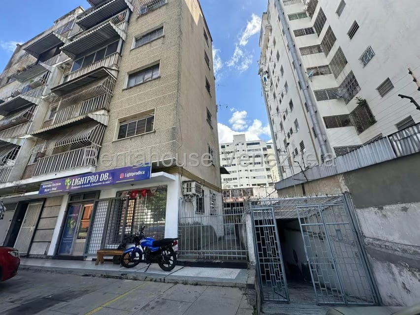 Comercial (Local Comercial) en Venta en Los Caobos, Distrito Metropolitano