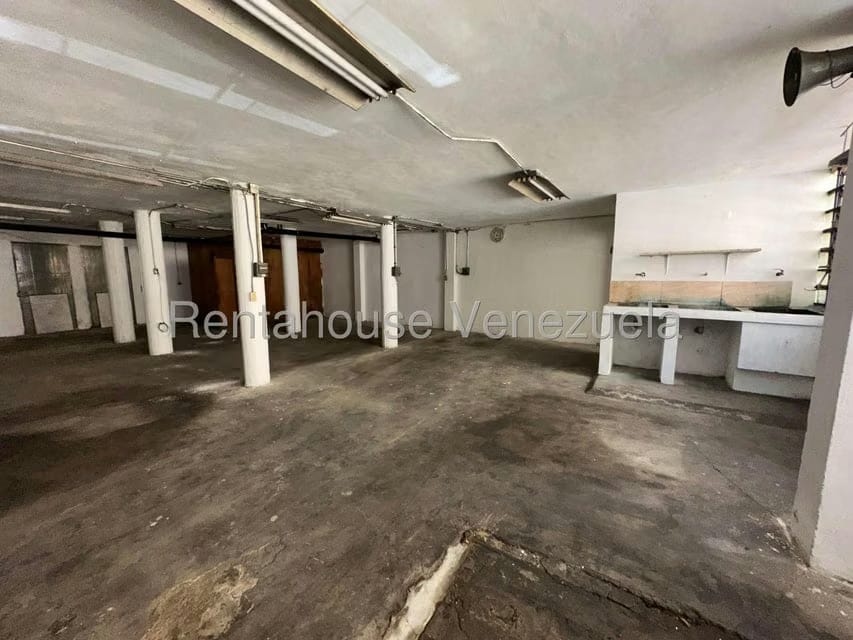 Comercial (Local Comercial) en Venta en Los Caobos, Distrito Metropolitano - 11