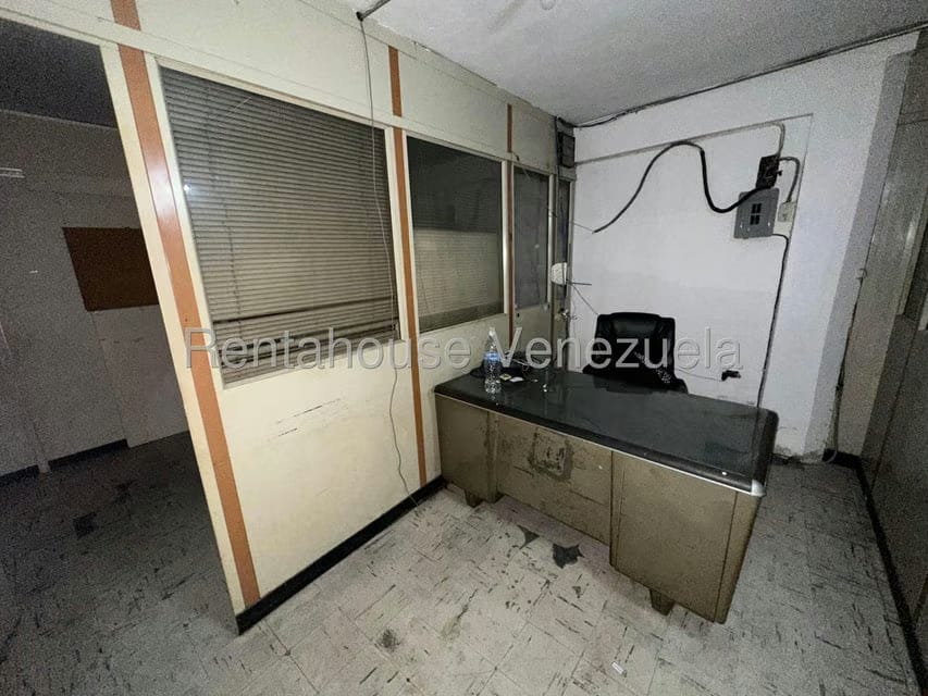 Comercial (Local Comercial) en Venta en Los Caobos, Distrito Metropolitano - 17