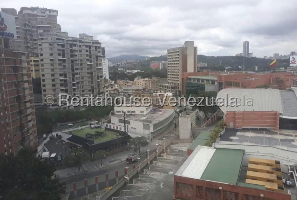 Comercial (Oficina) en Alquiler en Bello Monte, Distrito Metropolitano - 11