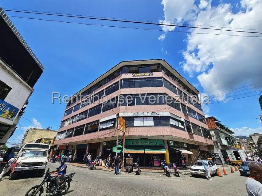 Comercial (Oficina) en Venta en Guarenas, Miranda