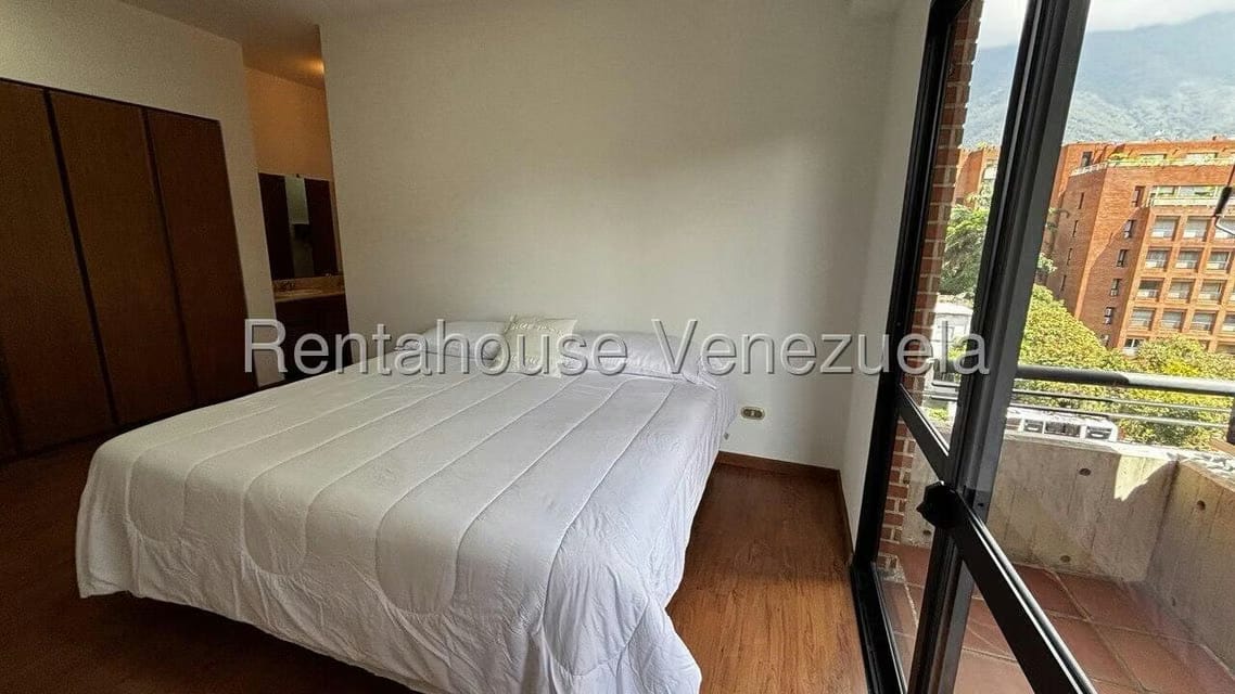 Apartamento (1 Nivel) en Alquiler en Campo Alegre, Distrito Metropolitano - 15