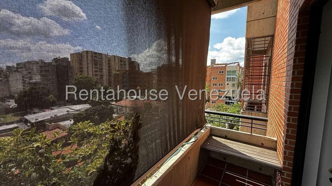 Apartamento (1 Nivel) en Alquiler en Campo Alegre, Distrito Metropolitano - 23