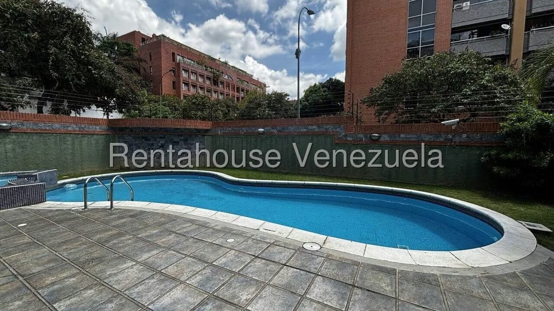 Apartamento (1 Nivel) en Alquiler en Campo Alegre, Distrito Metropolitano - 34