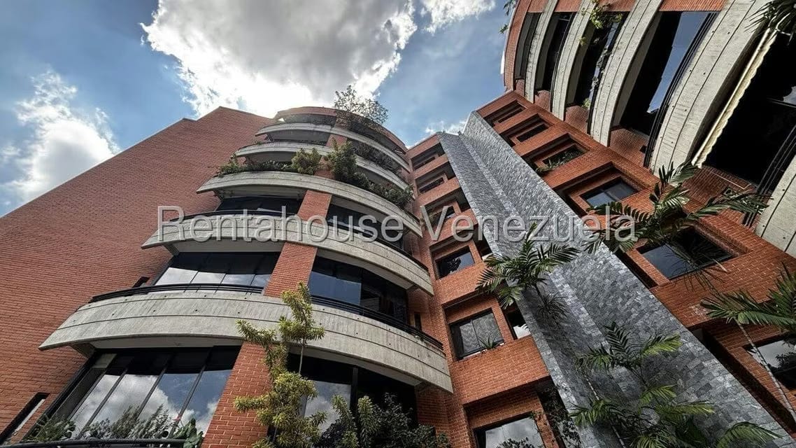 Apartamento (1 Nivel) en Alquiler en Campo Alegre, Distrito Metropolitano - 36