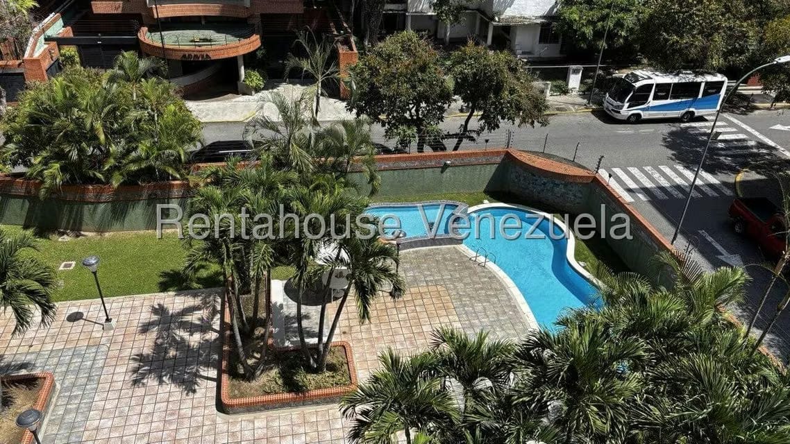 Apartamento (1 Nivel) en Alquiler en Campo Alegre, Distrito Metropolitano - 39