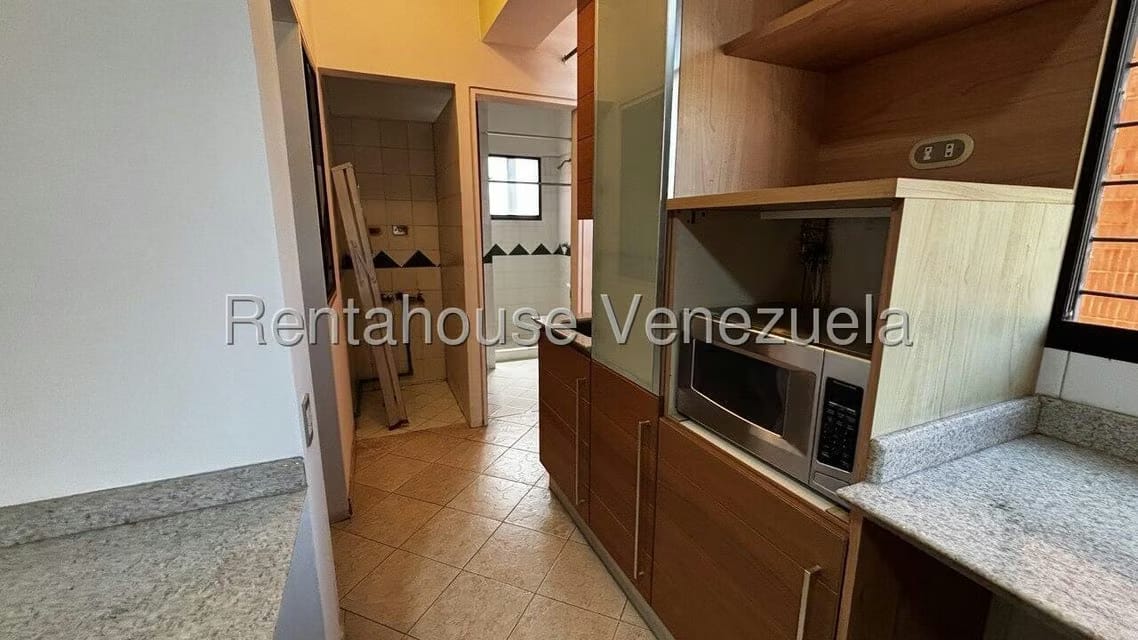 Apartamento (1 Nivel) en Alquiler en Campo Alegre, Distrito Metropolitano - 10