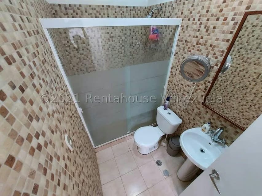 Townhouse (Duplex) en Venta en Playa el Angel, Nueva Esparta - 17