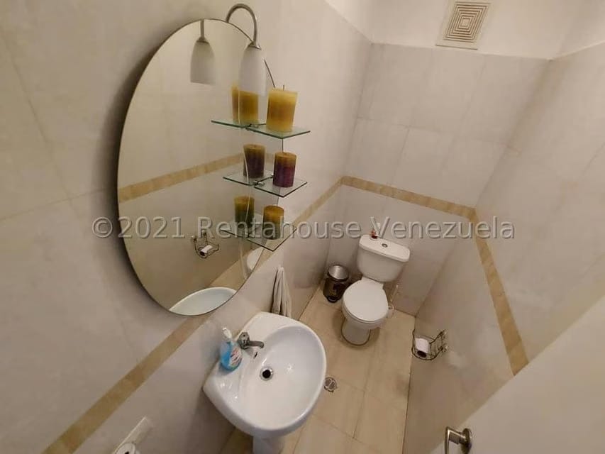 Townhouse (Duplex) en Venta en Playa el Angel, Nueva Esparta - 19