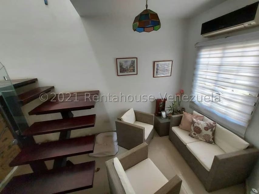 Townhouse (Duplex) en Venta en Playa el Angel, Nueva Esparta - 3