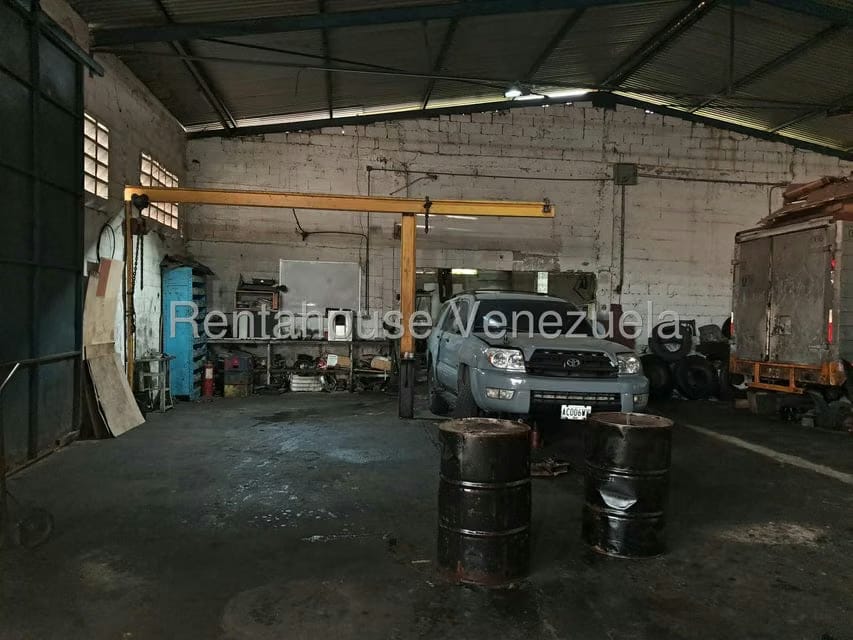 Comercial (Galpon - Deposito) en Venta en Vista Real, Miranda - 3