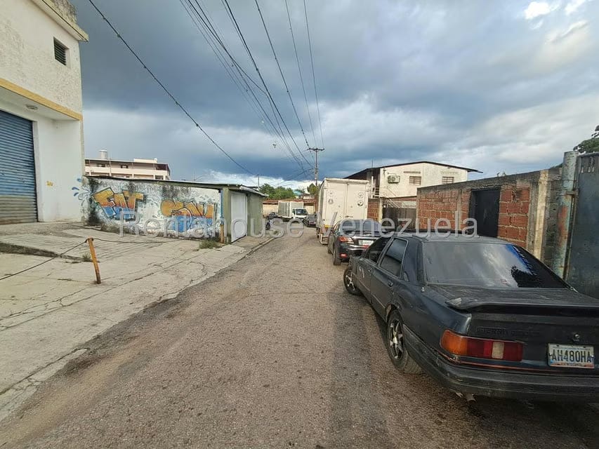 Comercial (Galpon - Deposito) en Venta en Vista Real, Miranda - 8