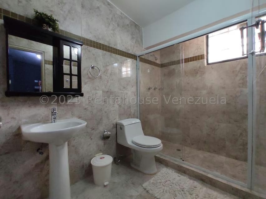 Casa (Duplex) en Venta en El Limon, Aragua - 31