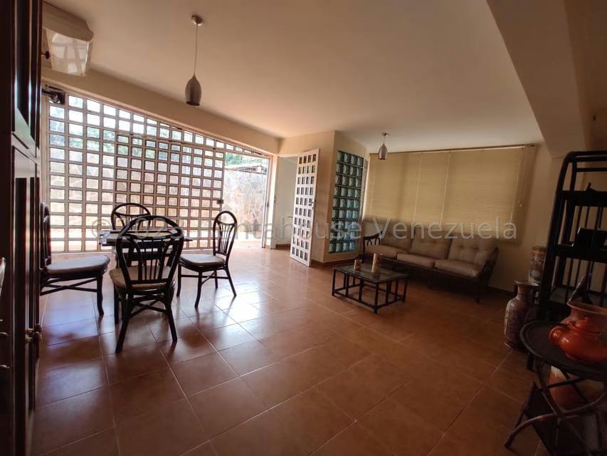 Casa (Duplex) en Venta en El Limon, Aragua - 35