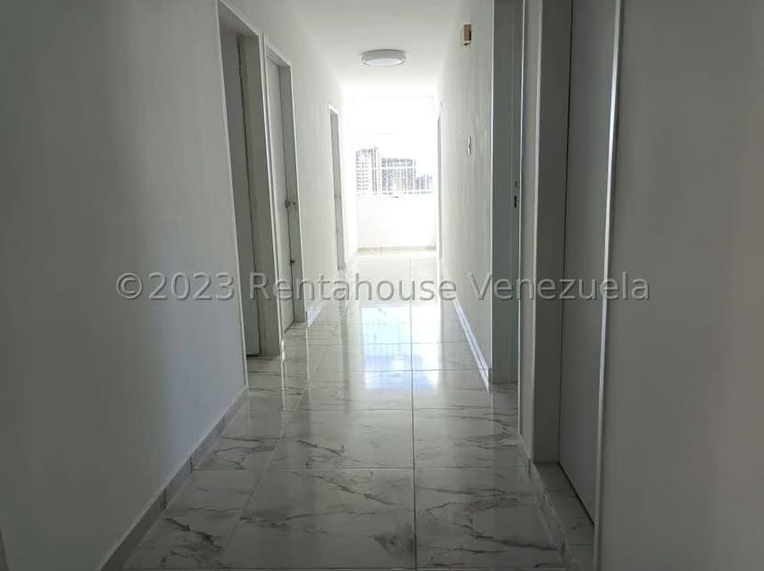 Comercial (Consultorio Medico) en Alquiler en Los Sauces, Carabobo - 6