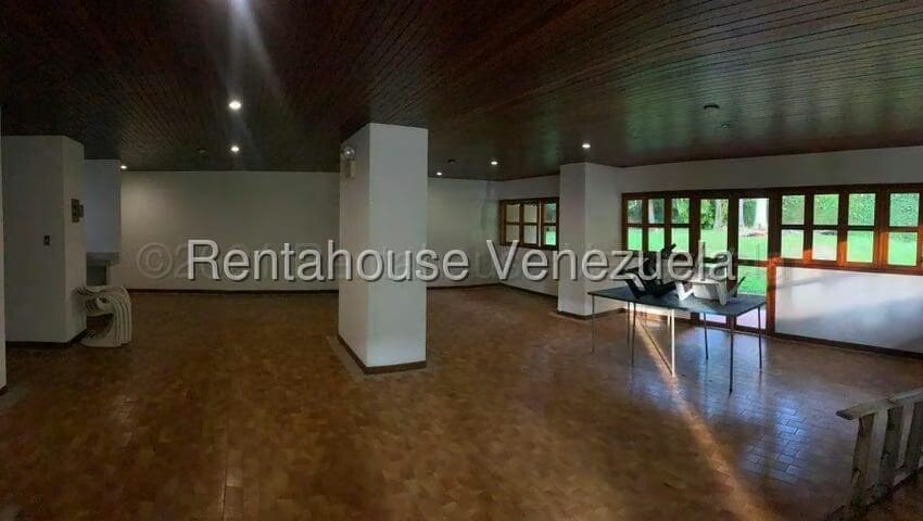 Apartamento (1 Nivel) en Alquiler en Los Naranjos del Cafetal, Distrito Metropolitano - 19