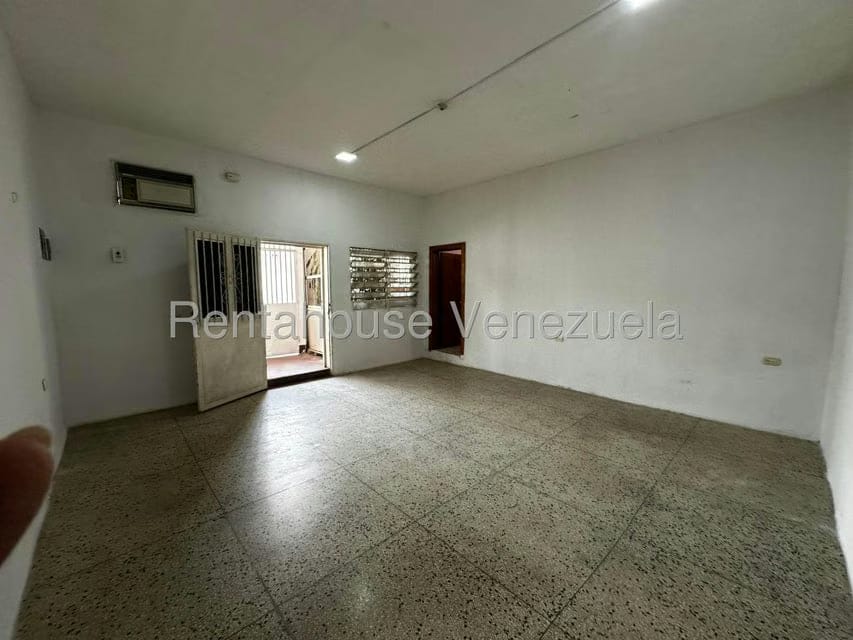 Comercial (Local Comercial) en Alquiler en Mario Briceno Iragorry, Aragua - 8