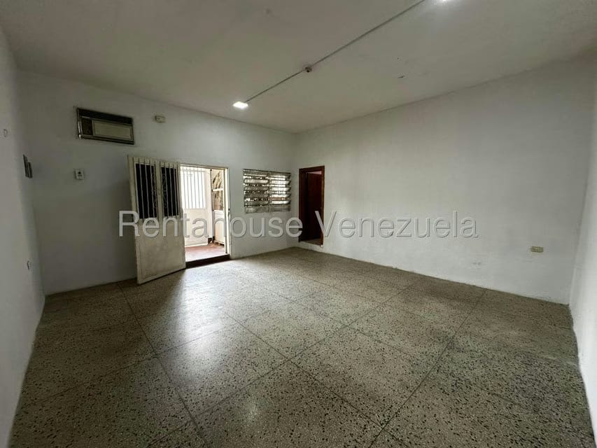 Comercial (Local Comercial) en Alquiler en Mario Briceno Iragorry, Aragua - 9