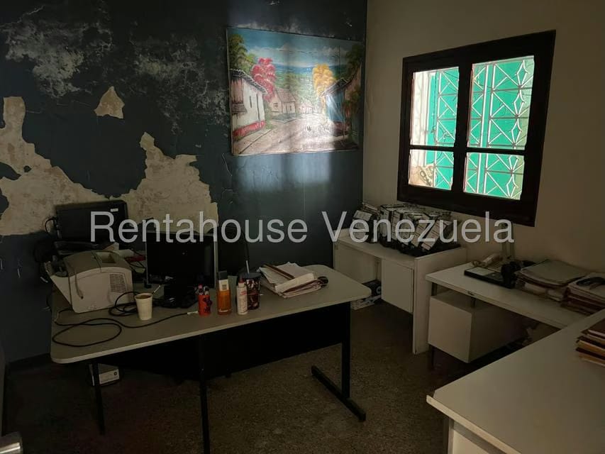 Casa (Duplex) en Venta en Los Palos Grandes, Distrito Metropolitano - 8