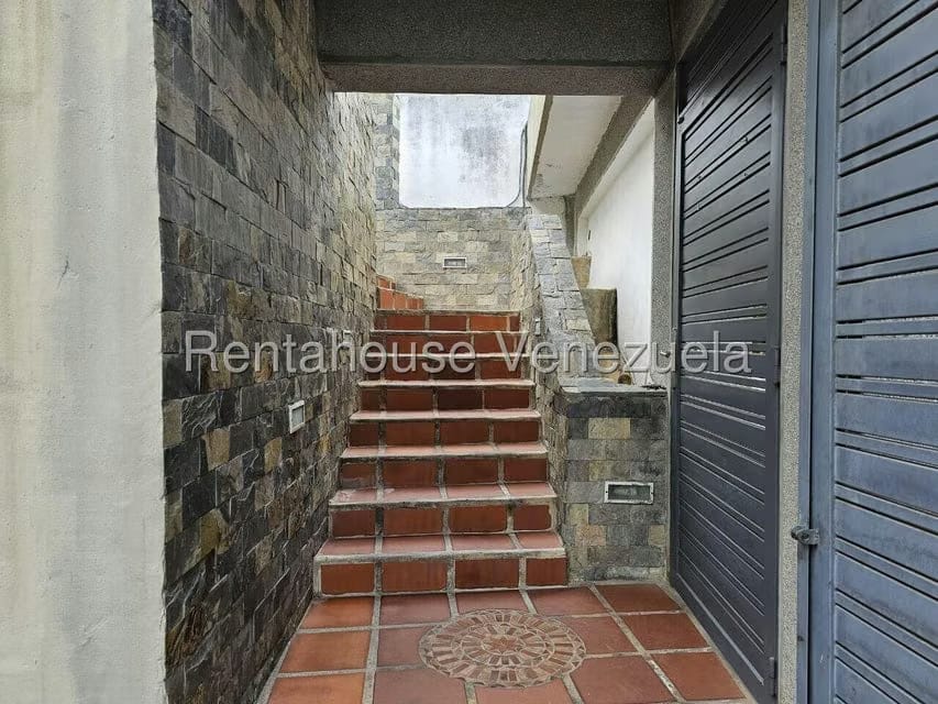 Casa (Multipes Niveles) en Venta en Cumbres de Curumo, Distrito Metropolitano - 5