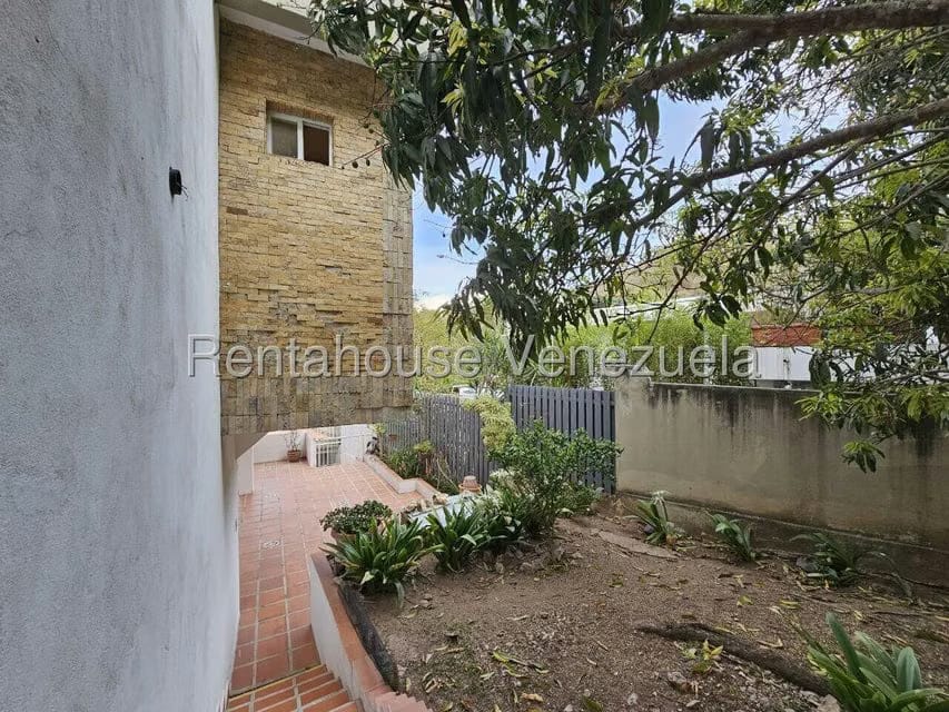 Casa (Multipes Niveles) en Venta en Cumbres de Curumo, Distrito Metropolitano - 44