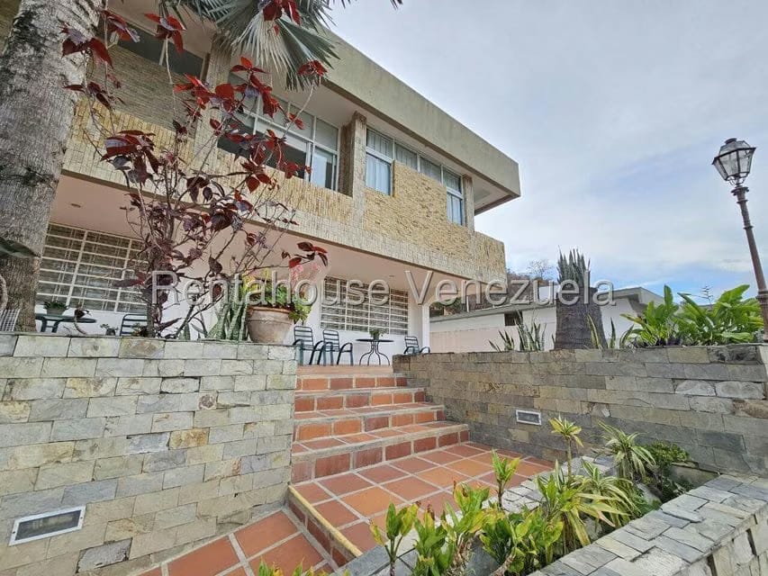 Casa (Multipes Niveles) en Venta en Cumbres de Curumo, Distrito Metropolitano - 7