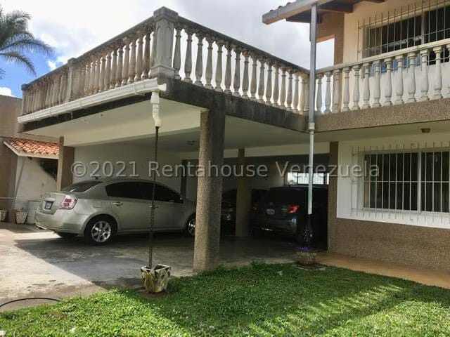 Casa (Colonial) en Venta en Club de Campo, Miranda - 37