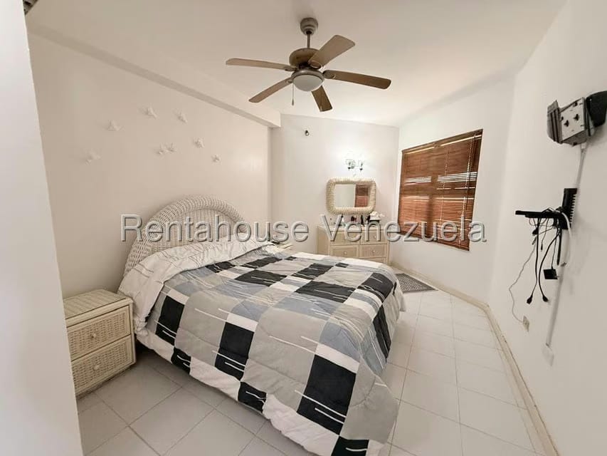 Apartamento (Duplex) en Venta en Playa Grande, Vargas - 26