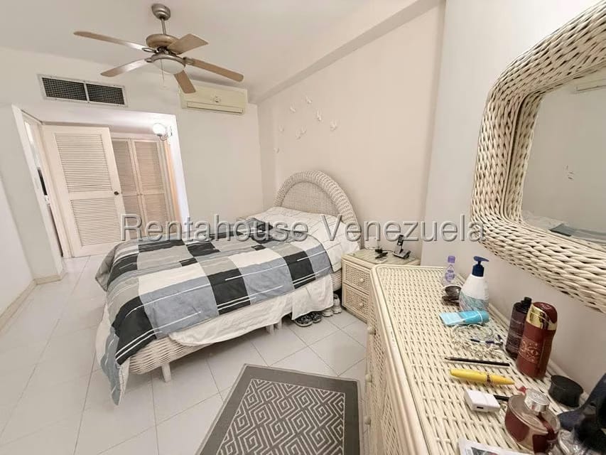 Apartamento (Duplex) en Venta en Playa Grande, Vargas - 27