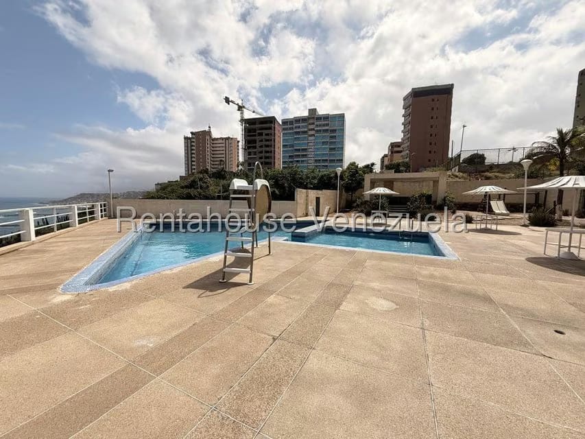 Apartamento (Duplex) en Venta en Playa Grande, Vargas - 48