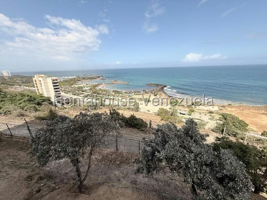 Apartamento (Duplex) en Venta en Playa Grande, Vargas - 56