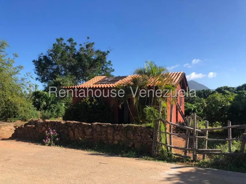 Casa (1 Nivel) en Venta en Aricagua, Nueva Esparta - 2