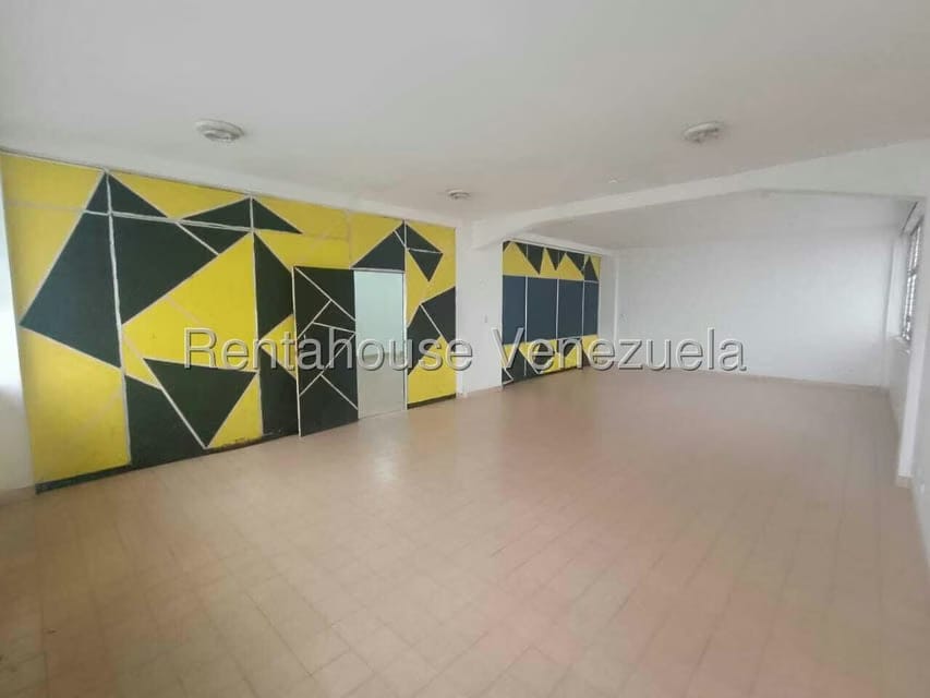 Comercial (Oficina) en Alquiler en Avenida Bolivar, Aragua - 11