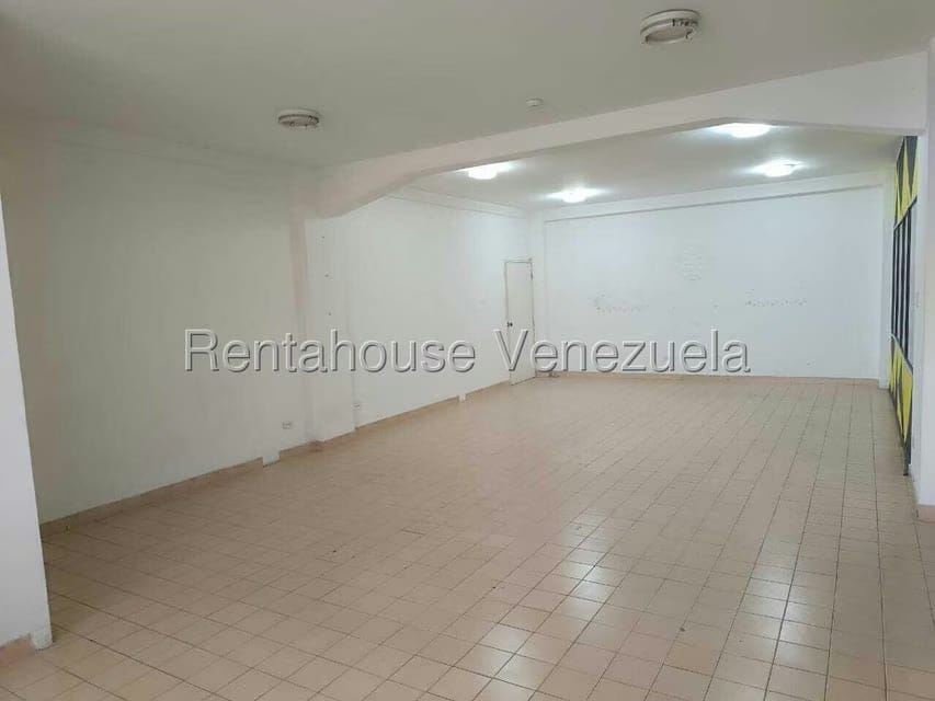 Comercial (Oficina) en Alquiler en Avenida Bolivar, Aragua - 12