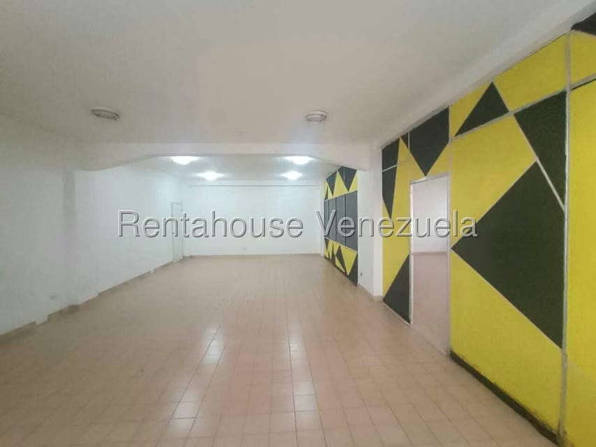 Comercial (Oficina) en Alquiler en Avenida Bolivar, Aragua - 6