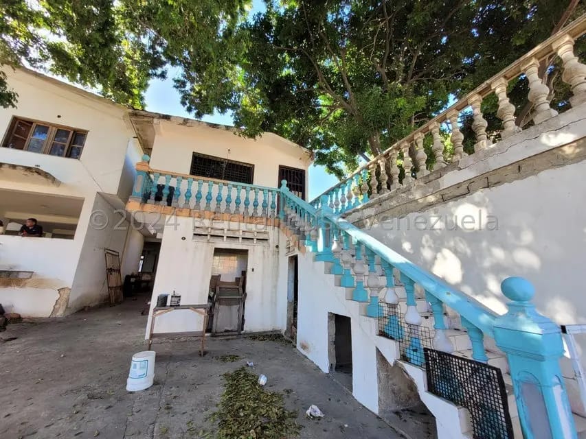Casa (Multipes Niveles) en Venta en Playa Grande, Vargas - 24