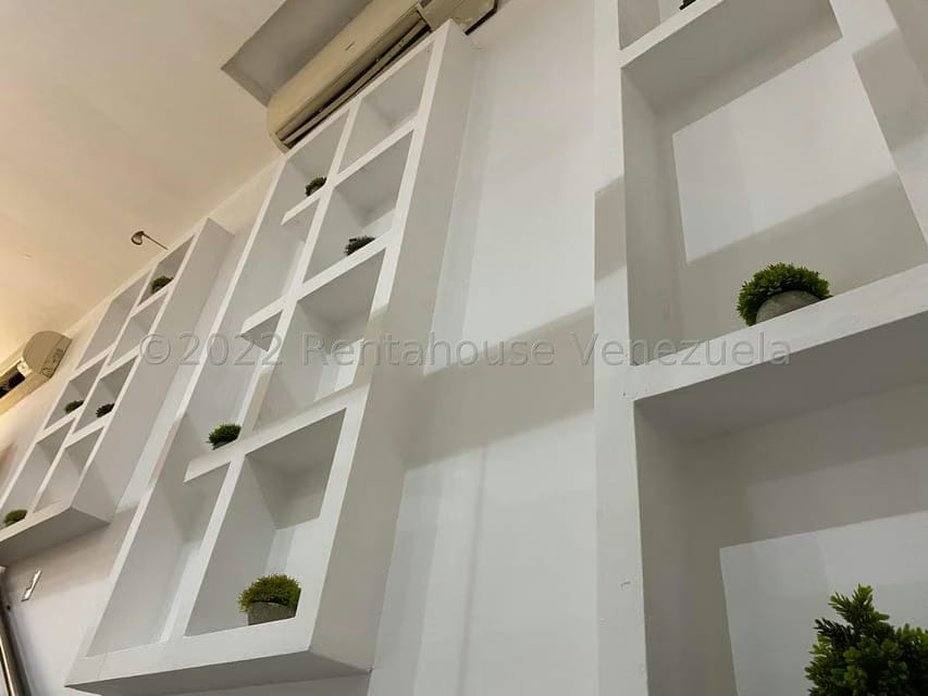 Comercial (Local Comercial) en Venta en Parroquia La Candelaria, Distrito Metropolitano - 24