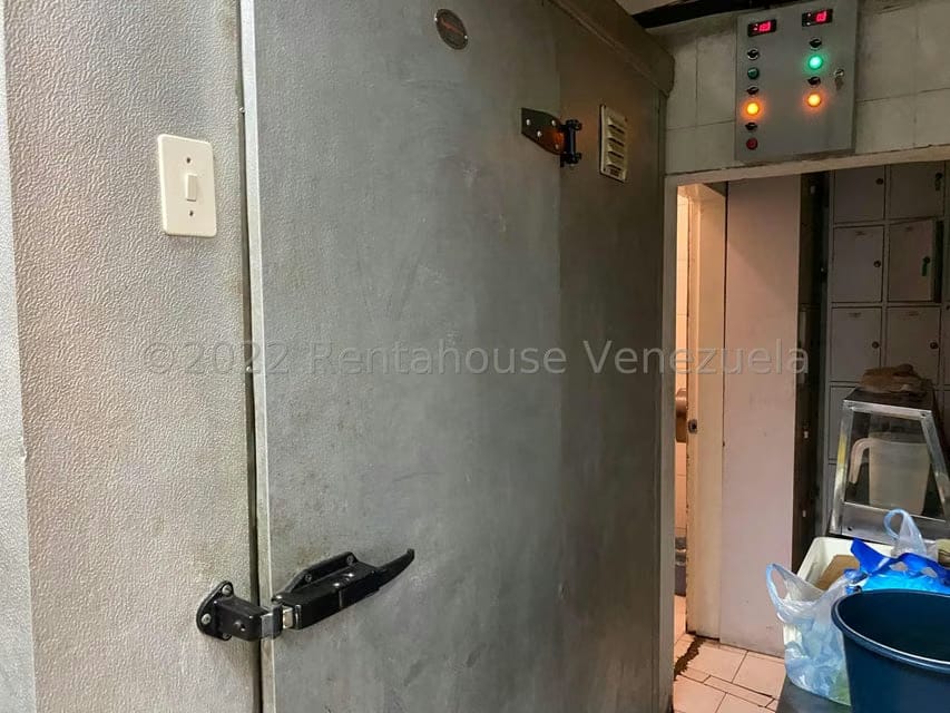 Comercial (Local Comercial) en Venta en Parroquia La Candelaria, Distrito Metropolitano - 33