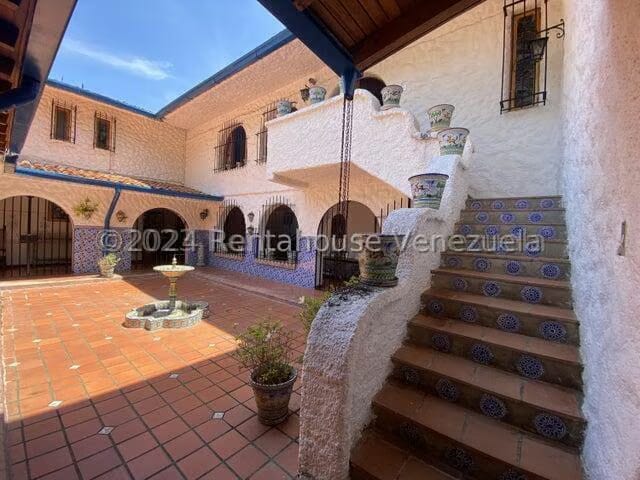 Casa (1 Nivel) en Alquiler en Prados del Este, Distrito Metropolitano - 24