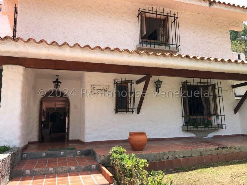 Casa (1 Nivel) en Alquiler en Prados del Este, Distrito Metropolitano - 6