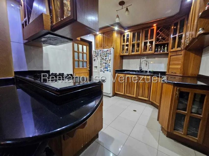 Casa (Duplex) en Venta en Las Delicias, Aragua - 26
