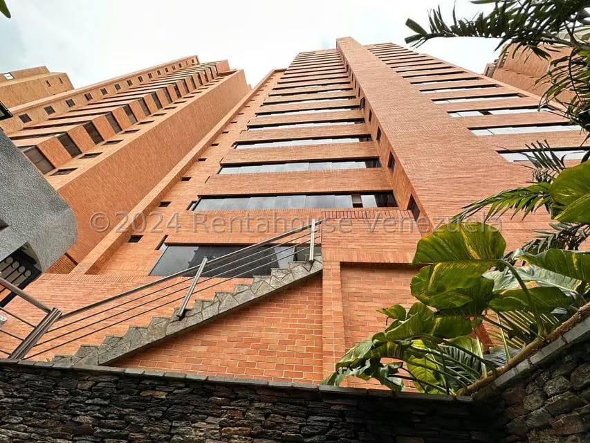 Apartamento (1 Nivel) en Venta en La Trigaleña, Carabobo - 2