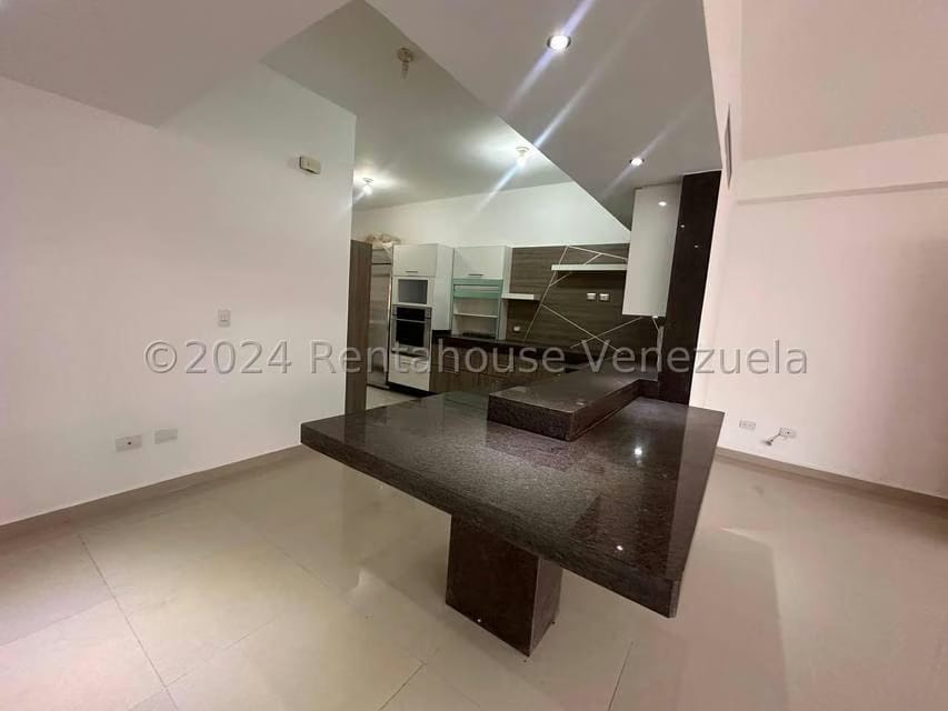 Apartamento (1 Nivel) en Venta en La Trigaleña, Carabobo - 14