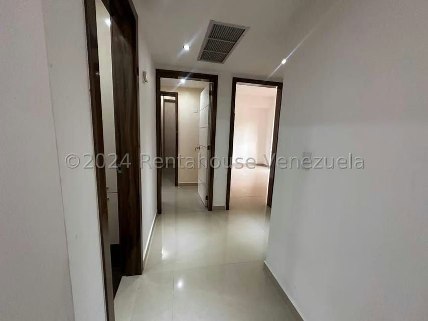 Apartamento (1 Nivel) en Venta en La Trigaleña, Carabobo - 22